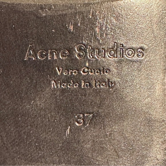 ACNE STUDIOS CHELSEA BLACK SUEDE WESTERN SHORT ANKLE BOOTS / SIZE 37 (7) - Picture 9 of 11